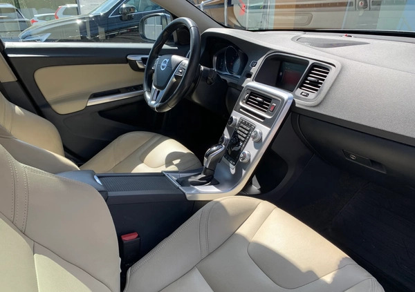 Volvo S60 cena 78900 przebieg: 66710, rok produkcji 2017 z Lubsko małe 277